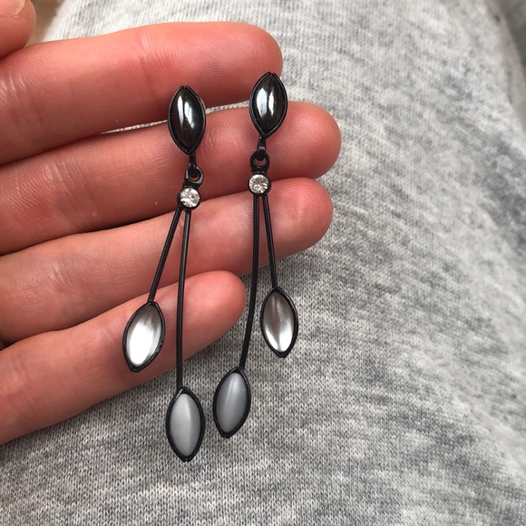 Drop earrings - Picture 2 of 2